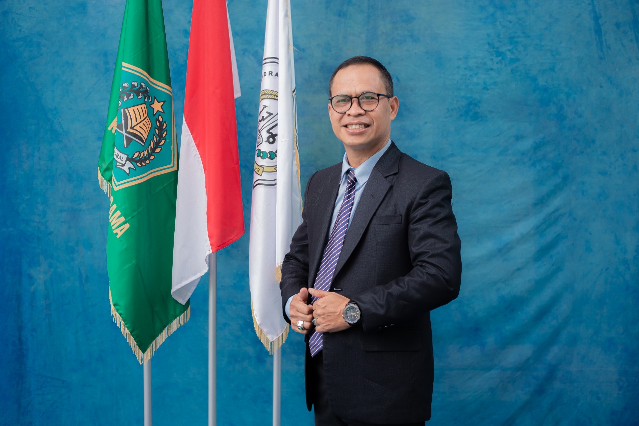 Dr. Lukman Hakim, S.Pd., MM